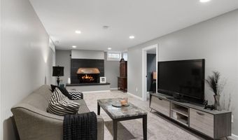 120 Ridge Rd, Albert Lea, MN 56007