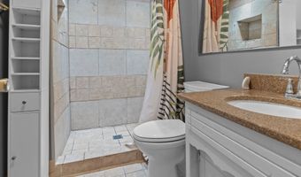 621 Pioneer Dr, Indianapolis, IN 46217
