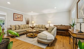 4914 KING DAVID Blvd, Annandale, VA 22003
