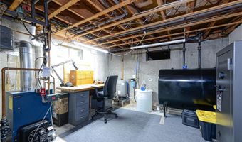 132 Sheffield Hill Rd, Exeter, RI 02882