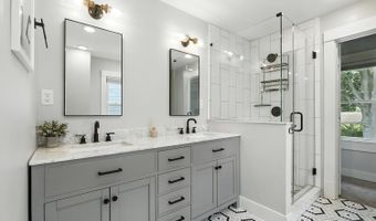 5635 Ridge Ave, Cincinnati, OH 45213