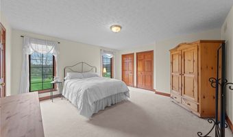 275 Camden Ln, Aurora, OH 44202