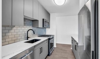 10 Ocean Blvd 4D, Atlantic Highlands, NJ 07716