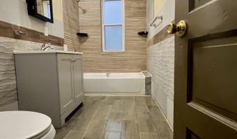 213 Vrooman Avenue Unit 1St Floor 1St Floor, Amsterdam, NY 12010