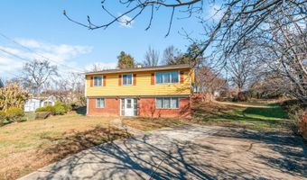 7852 OREANA Dr, Annandale, VA 22003