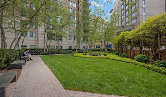 851 N GLEBE Rd 1911, Arlington, VA 22203