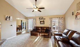 729 11th St SE, Altoona, IA 50009