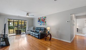 304- G HILLTOP Ln, Annapolis, MD 21403