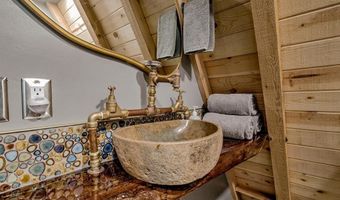 66 Creek Side Dr, Blue River, CO 80424