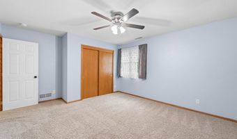 2904 Bayberry Rd, Ames, IA 50014