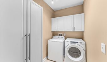 43138 STILLWATER Ter 305, Broadlands, VA 20148