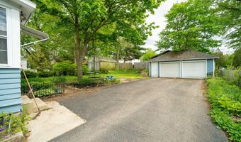 417 Monroe St, Allegan, MI 49010