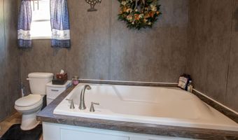 22720 Twin Oaks Rd, Abingdon, VA 24211