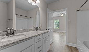 7324 Kenilworth Crossing Ave, Baton Rouge, LA 70820