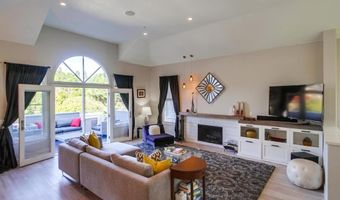 864 Del Mar Downs Rd, Solana Beach, CA 92075