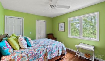 187 Cinnamon Fern Ln, Banner Elk, NC 28604