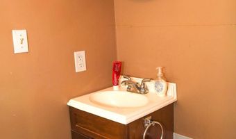 604 Comstock, Adrian, MI 49221