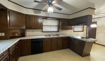 1710 Hidden Valley Dr, Benton, AR 72019