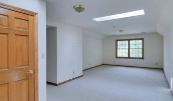 125 E WAYFARER Ln, Appleton, WI 54913