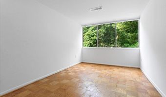 4355 IVYMOUNT Ct 27, Annandale, VA 22003