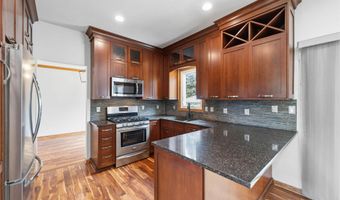 2904 Bayberry Rd, Ames, IA 50014