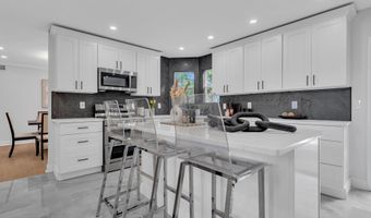 11 Orchid Ln, Barnegat, NJ 08005