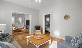 48 Constitution St 2, Bristol, RI 02809