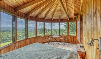225 Pettyboro Rd, Bath, NH 03740