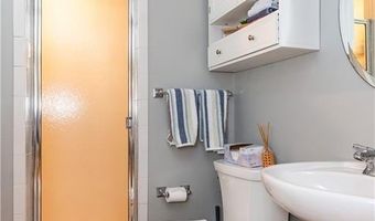 155 Oakdale Rd, North Kingstown, RI 02852