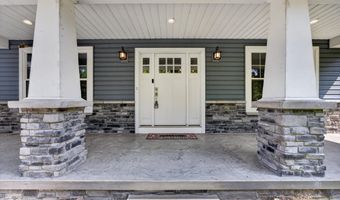 10675 W Andry Ln, Birdseye, IN 47513