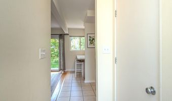 1795 Hideaway Ln, Ann Arbor, MI 48105