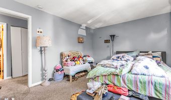 26 Karen Ct A, Bridgeport, CT 06606