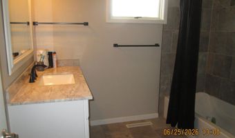 202 E 14 St, Atlantic, IA 50022