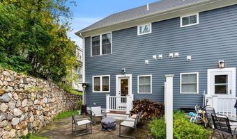18 Breck Ave 18, Boston, MA 02135