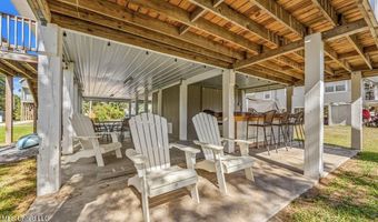 4131 20th Ave, Bay St. Louis, MS 39520