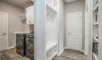 5802 Macasin Ave, Bentonville, AR 72713