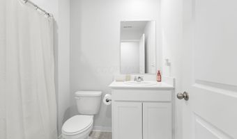 33 Cider Mill Dr, Ashville, OH 43103