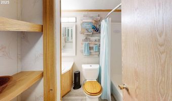 15577 HIGHWAY 101 F2, Brookings, OR 97415