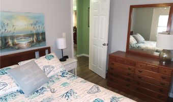 910 Dogwood Dr, Barefoot Bay, FL 32976