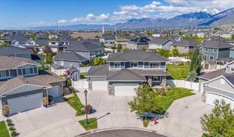 1046 W Hero Ct, Bluffdale, UT 84065