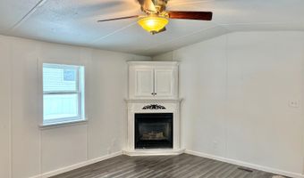 61 Lily Ln W, Altoona, WI 54720