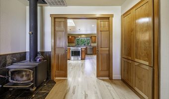 2815 Dead Indian Memorial Rd, Ashland, OR 97520