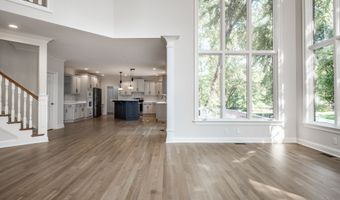 10571 Chatham Ct, Carmel, IN 46032
