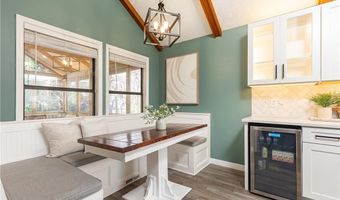 806 Moonlit Ln NW, Acworth, GA 30102