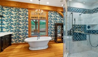 300 Eagle Point Dr, Albany, KY 42602