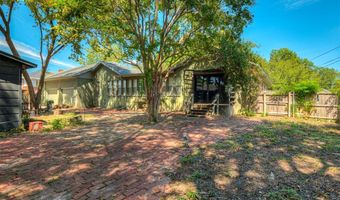 822 Stanley Ave, Ardmore, OK 73401