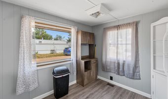 907 Ziebach St, Belle Fourche, SD 57717