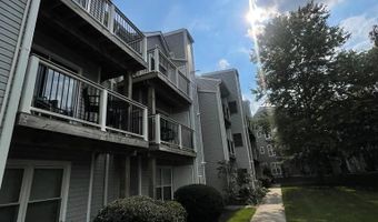 44106 NATALIE Ter 301, Ashburn, VA 20147