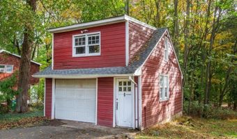 723 W Crescent Ave, Red Bank, NJ 07401