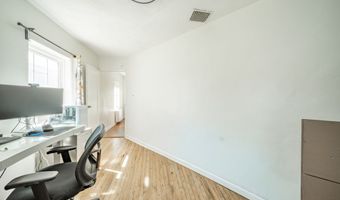 922 Alhambra Dr, Anderson, IN 46012